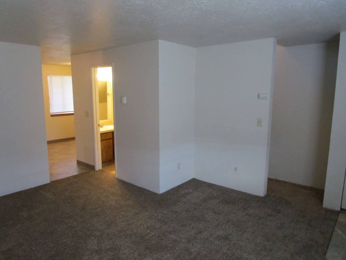Apartment for rent at 850 NW 10th St, Prineville, OR 97754