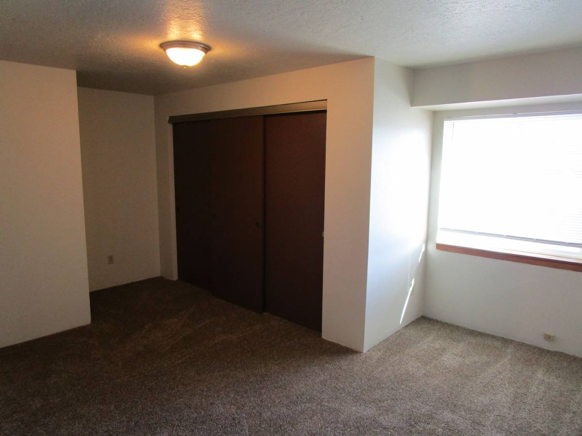 Apartment for rent at 850 NW 10th St, Prineville, OR 97754