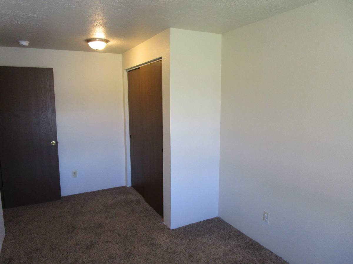 Apartment for rent at 850 NW 10th St, Prineville, OR 97754