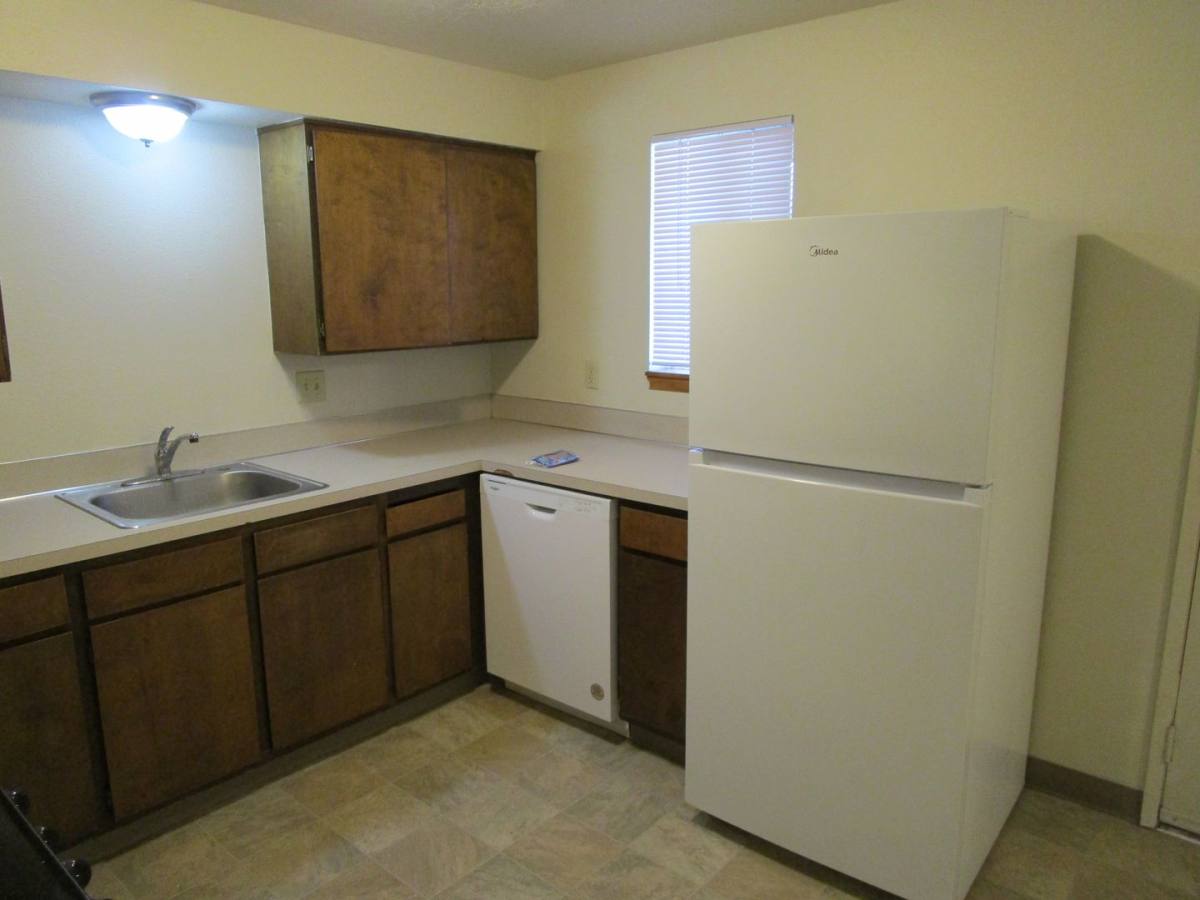Apartment for rent at 850 NW 10th St, Prineville, OR 97754