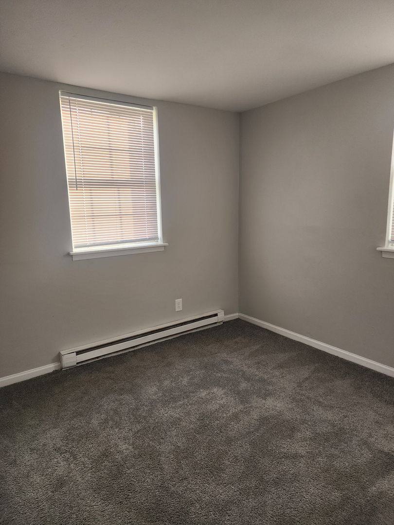 Apartment for rent at 610-614 S Washington, Crawfordsville, IN 47933