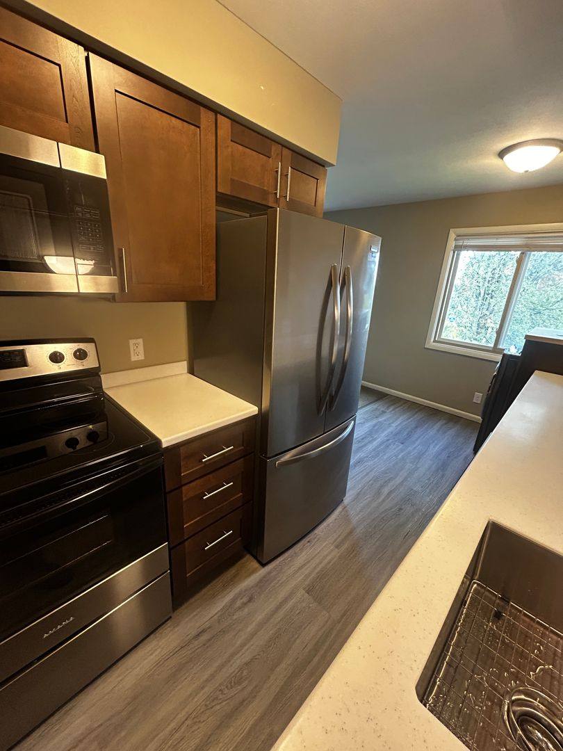 Apartment for rent at 1807 E 3rd St #9, Duluth, MN 55812