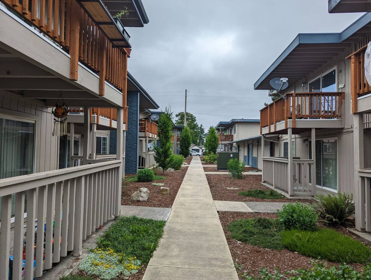 Apartment for rent at 230 S 80th St, Tacoma, WA 98408