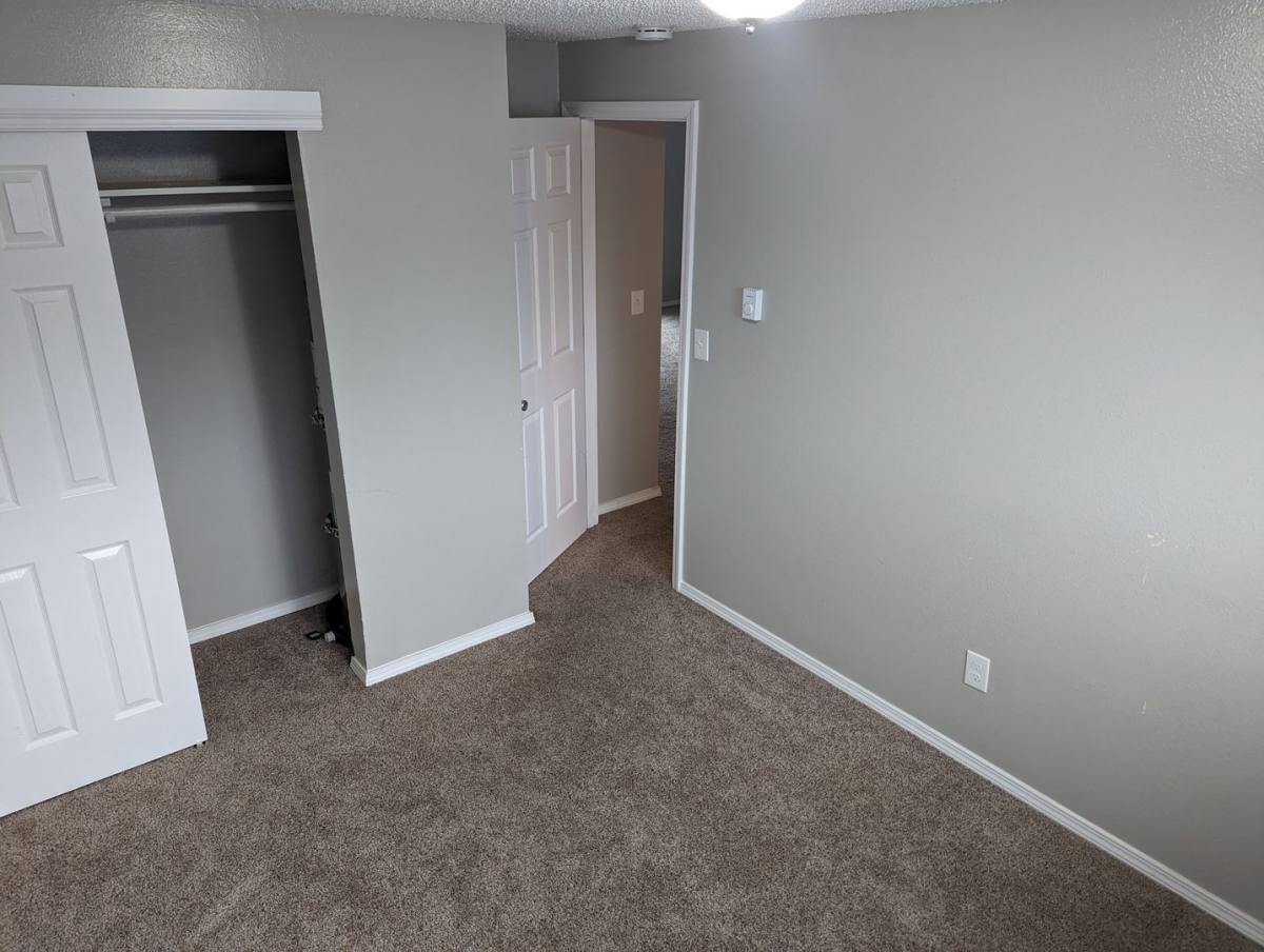 Apartment for rent at 230 S 80th St, Tacoma, WA 98408