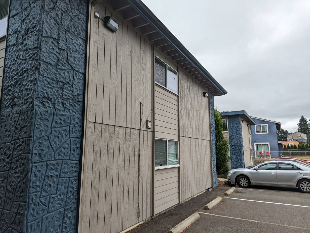 Apartment for rent at 230 S 80th St, Tacoma, WA 98408