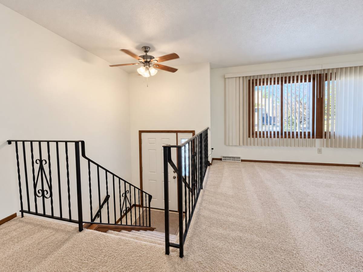 4285 Evergreen Dr, St. Paul, MN 55127 - Townhouse for Rent - Image 8