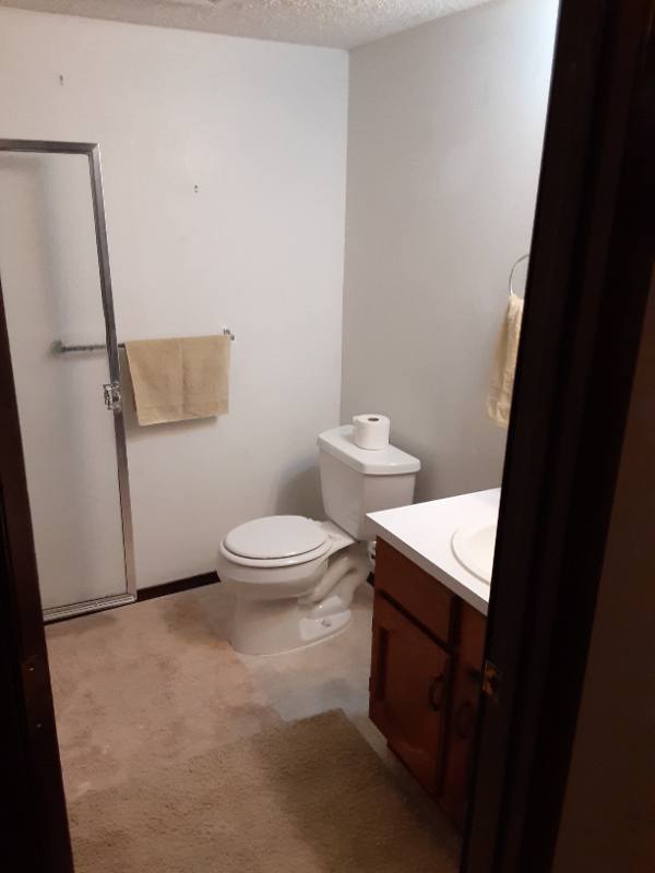 House for rent at 1615 N Arrowhead Dr, Derby, KS 67037