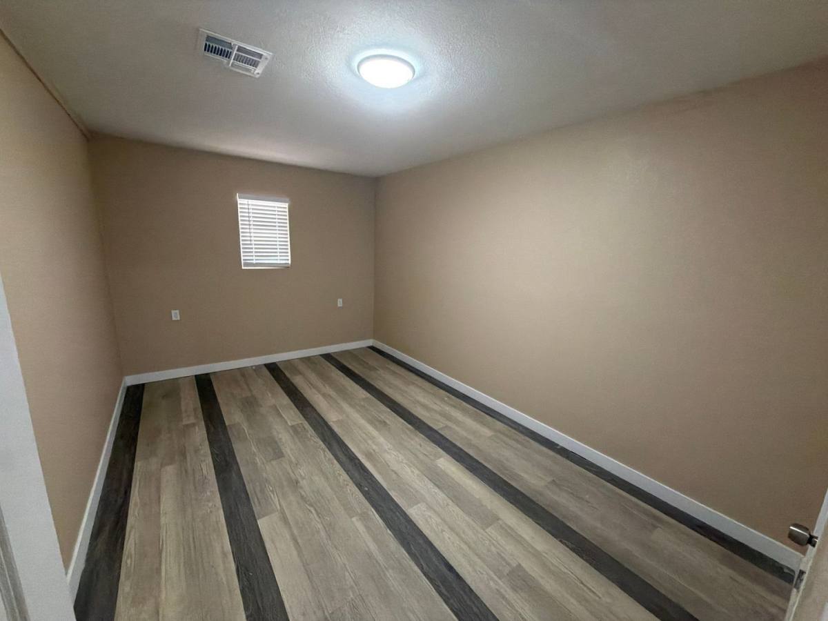 House for rent at 5810 W Earll Dr, Phoenix, AZ 85031