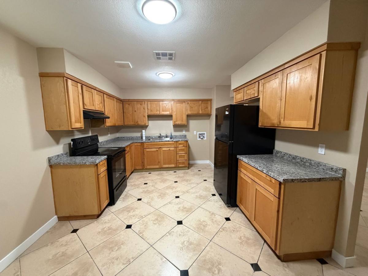 House for rent at 5810 W Earll Dr, Phoenix, AZ 85031