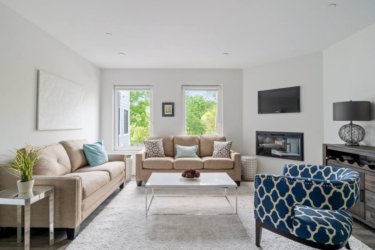 Apartment for rent at 317 Belgrade Ave #403, Roslindale, MA 02131