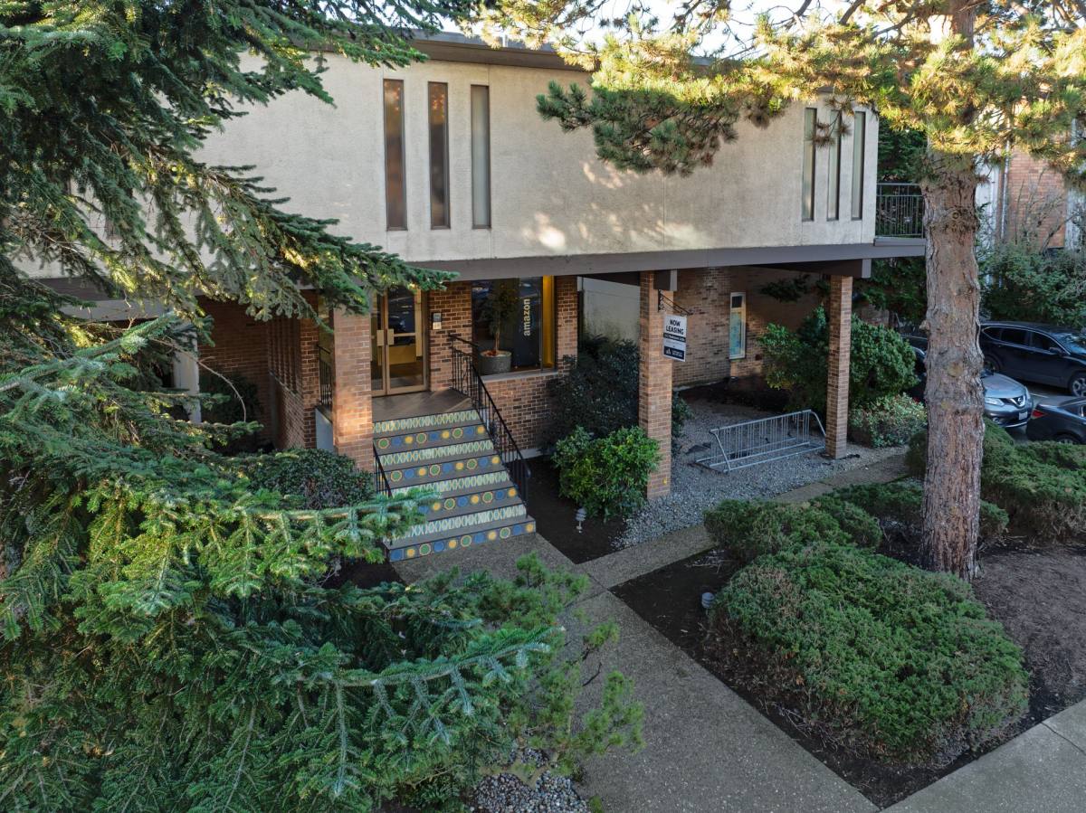 Apartment for rent at Franklin, 2031 Franklin Ave E, Seattle, WA 98102