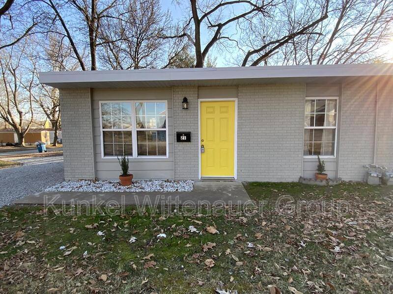 Apartment for rent at 21 Gundlach Place, Belleville, IL 62226