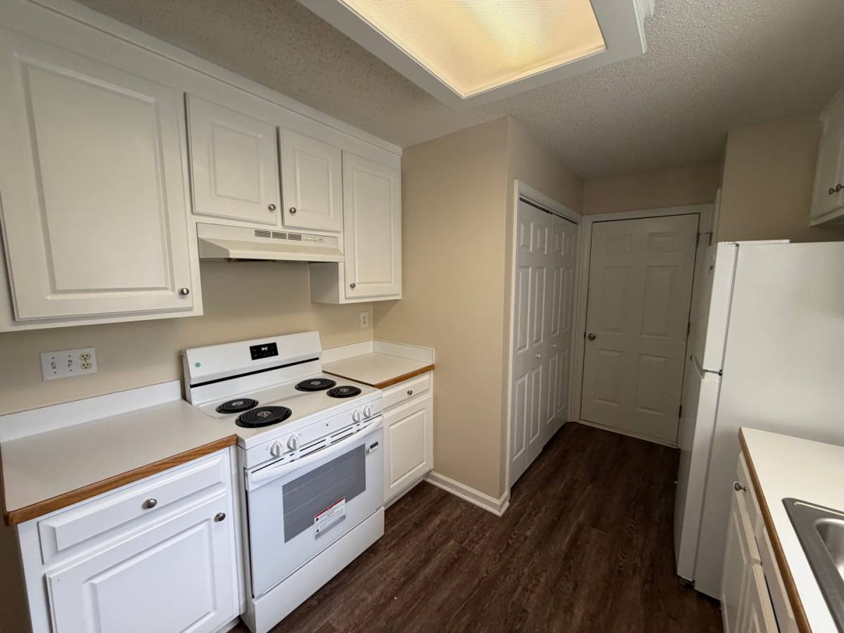 House for rent at 211 Ravenwood Court, Bethlehem, GA 30620
