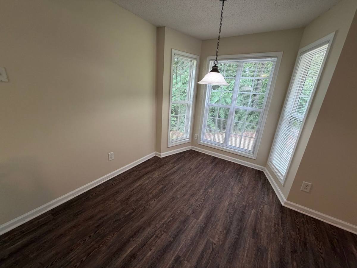 House for rent at 211 Ravenwood Court, Bethlehem, GA 30620