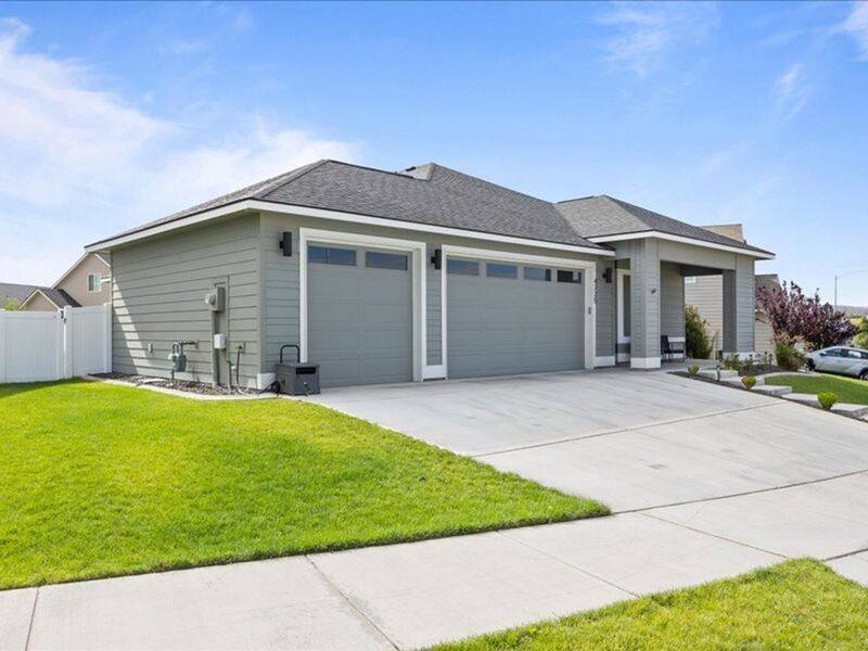 House for rent at 4725 Roark Dr, Richland, WA 99352