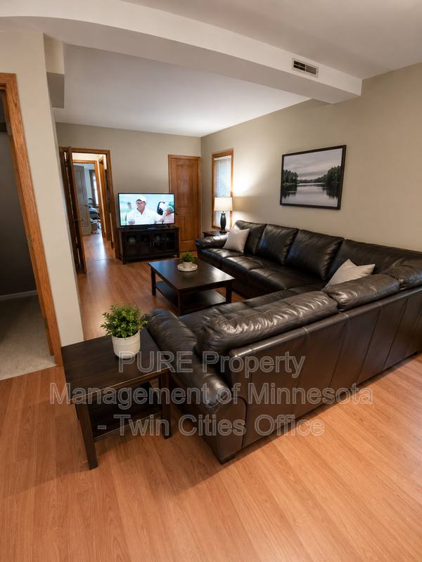 House for rent at 2029 Wellesley Ave, St. Paul, MN 55105