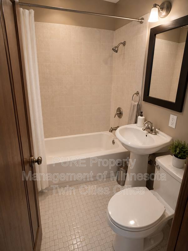 House for rent at 2029 Wellesley Ave, St. Paul, MN 55105