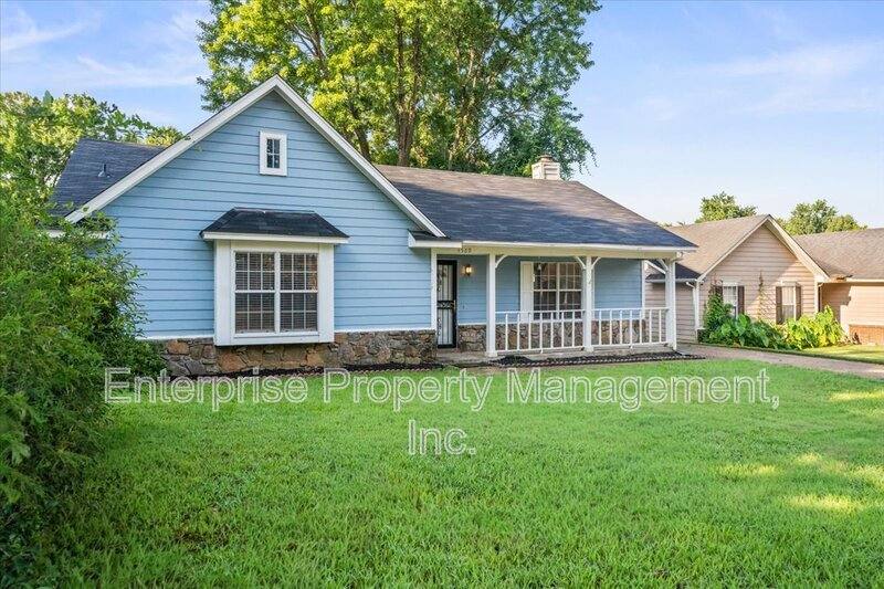 House for rent at 4569 Columbia Woods Lane, Millington, TN 38053