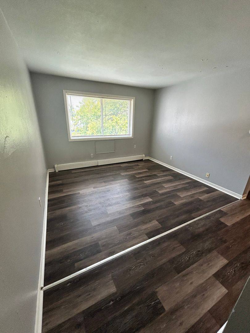 Apartment for rent at 1418 W Mitchell St, Milwaukee, WI 53204