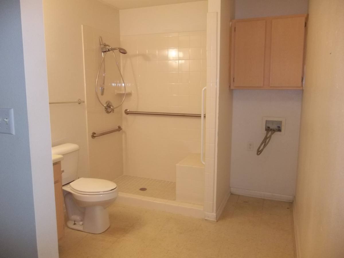 Apartment for rent at 39 Circle Dr #39, Whitney, TX 76692