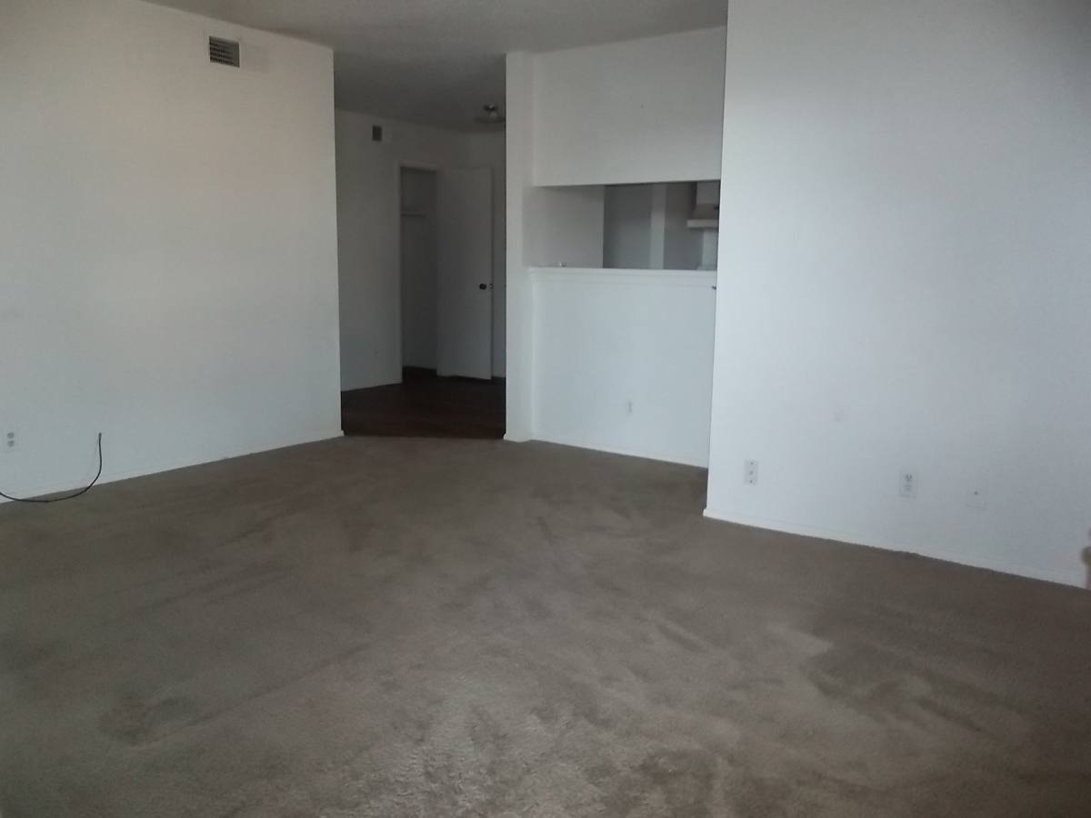 Apartment for rent at 1107 W Whitney Place Dr, Whitney, TX 76692