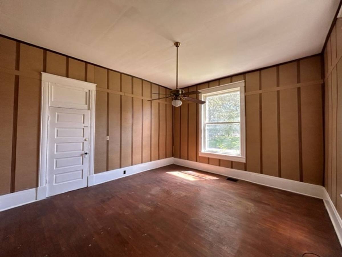 Apartment for rent at 615 Memorial Dr SW, Decatur, AL 35601