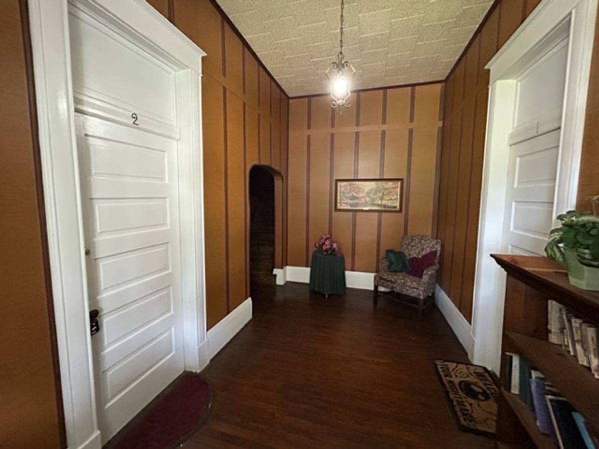 Apartment for rent at 615 Memorial Dr SW, Decatur, AL 35601