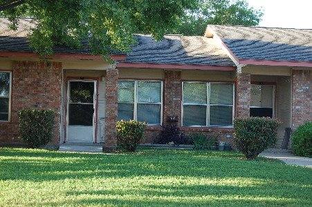 Apartment for rent at 100 Windwood Dr #100, Kingsland, TX 78639