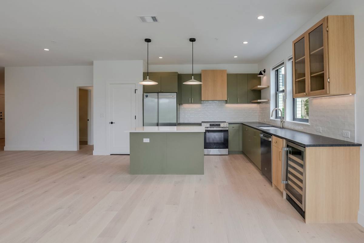 Apartment for rent at 309 W Daggett, Fort Worth, TX 76104