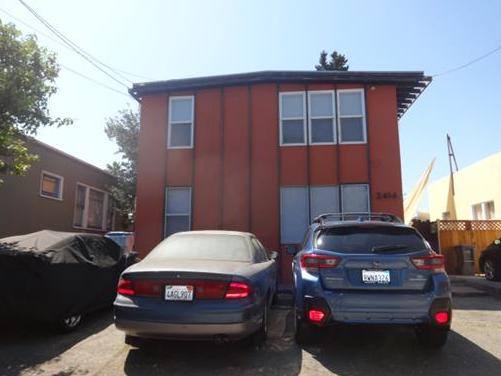 Apartment for rent at 2414 Sacramento St, Berkeley, CA 94702