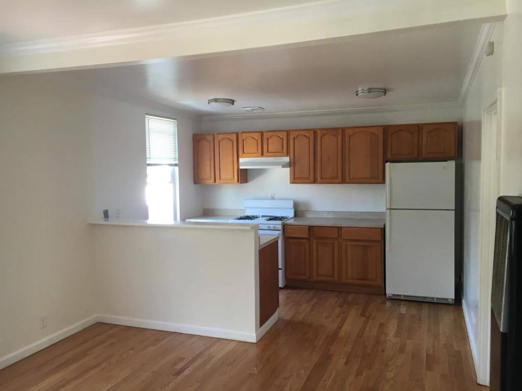 Apartment for rent at 2414 Sacramento St, Berkeley, CA 94702