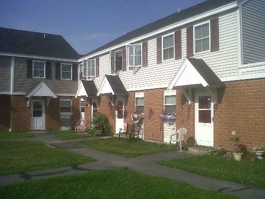 Townhouse for rent at 82 Glenridge Dr #82, Augusta, ME 04330