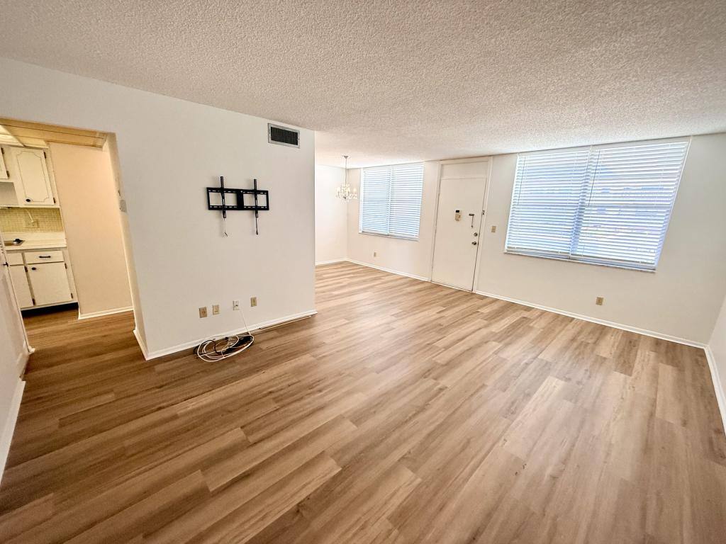 Apartment for rent at 4880 Locust St NE #234, St. Petersburg, FL 33703