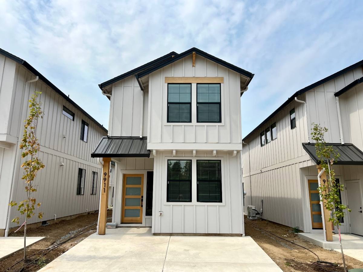 House for rent at 9911 NE 46th Court #COTTAGE 12, Vancouver, WA 98665