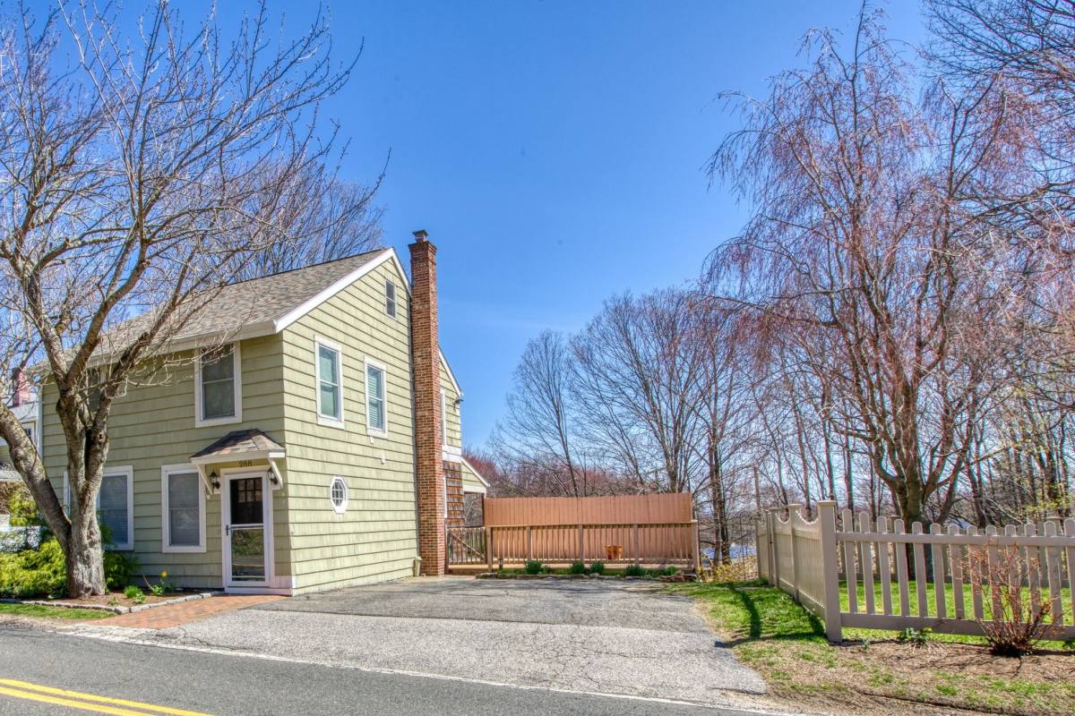 House for rent at 288 Wheeler Rd, Monroe, CT 06468