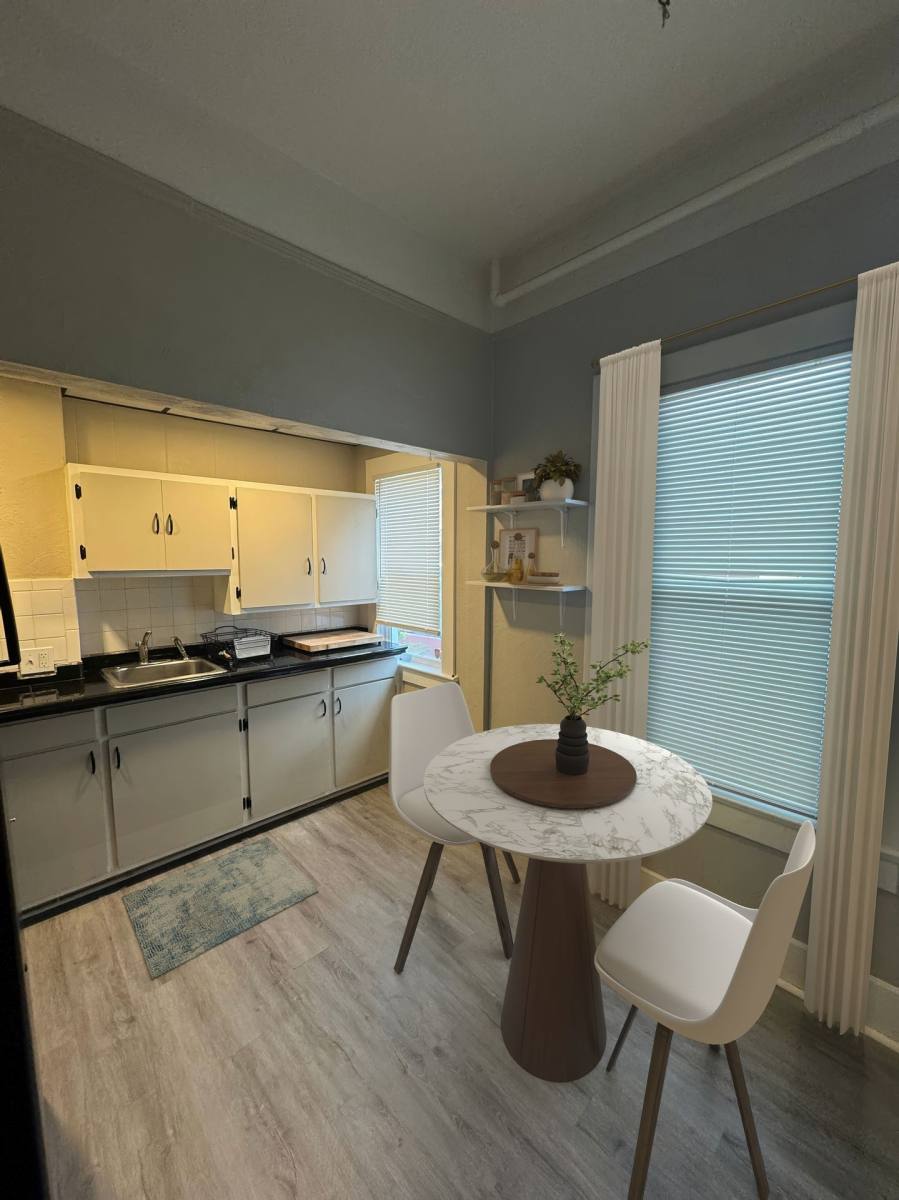 715 N Nevada Ave, Colorado Springs, CO 80903 - Apartment for Rent - Image 3