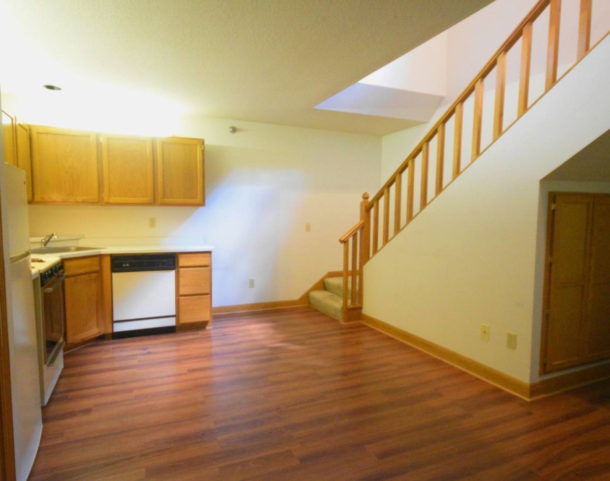 Apartment for rent at 614 Portland Ave, St. Paul, MN 55102