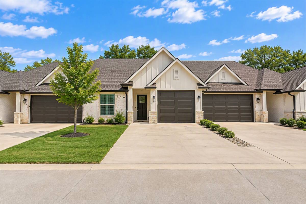 Townhouse for rent at 8406 Cambridge Rd, Tyler, TX 75703