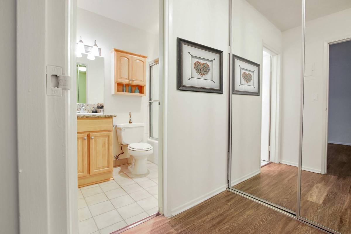 Brentwood Tuscany, 11611 Chenault St #105, Los Angeles, CA 90049 - Apartment for Rent - Image 5