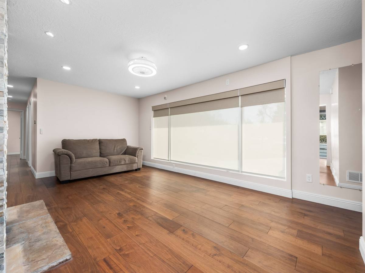 House for rent at 2885 E Loran Heights Dr, Salt Lake City, UT 84109