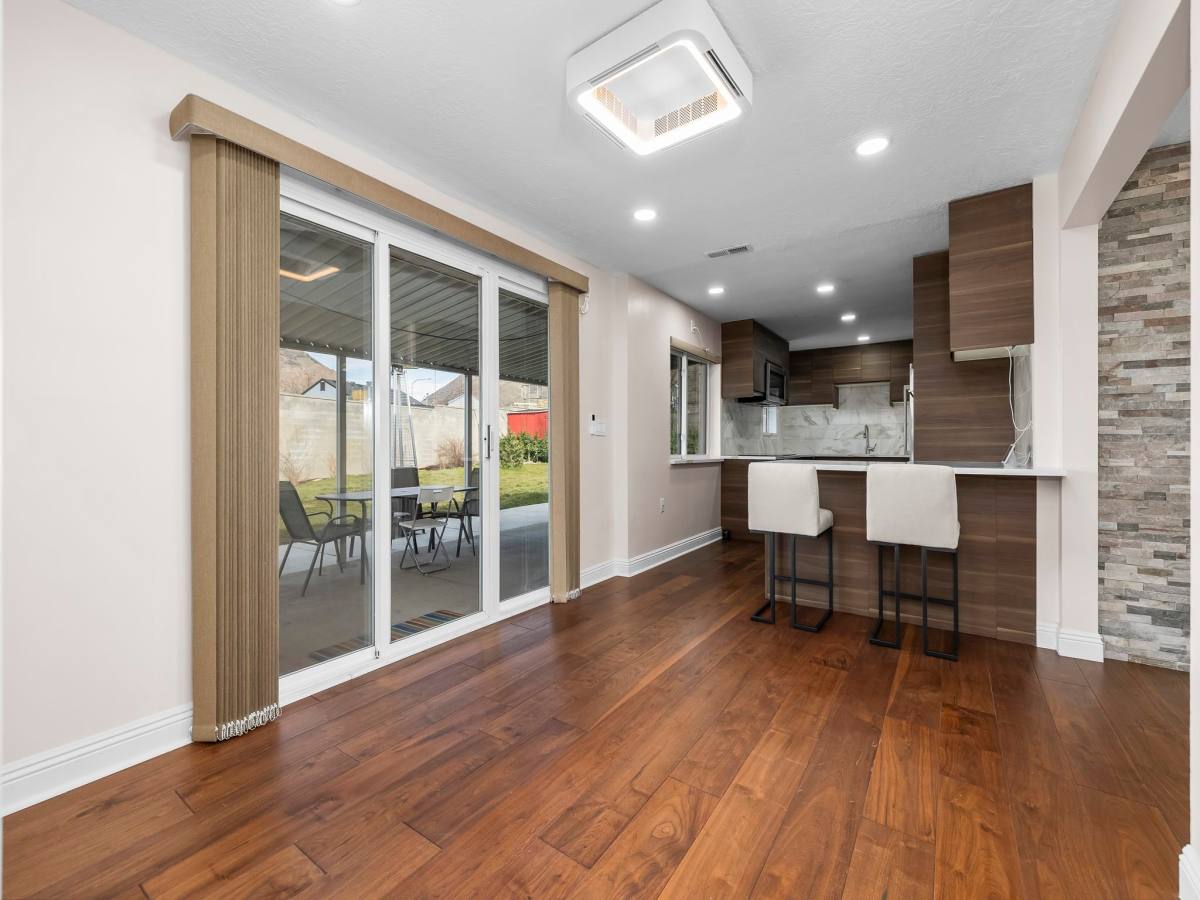 House for rent at 2885 E Loran Heights Dr, Salt Lake City, UT 84109