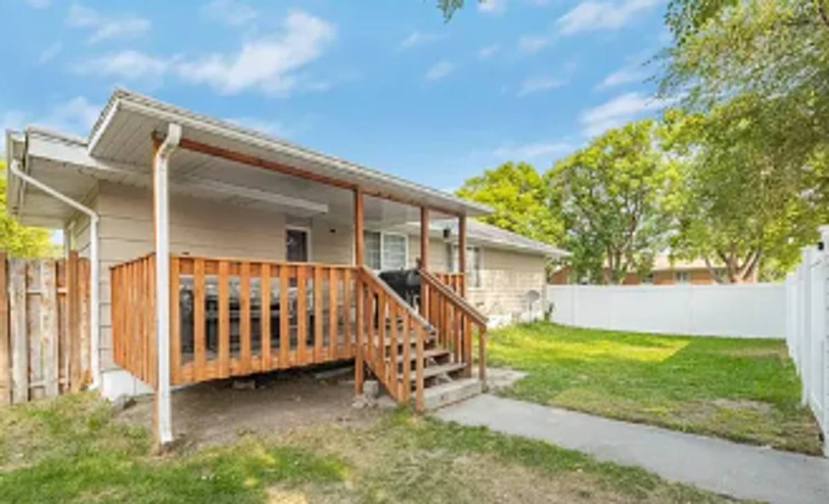 House for rent at 521 N Shilling Ave, Blackfoot, ID 83221