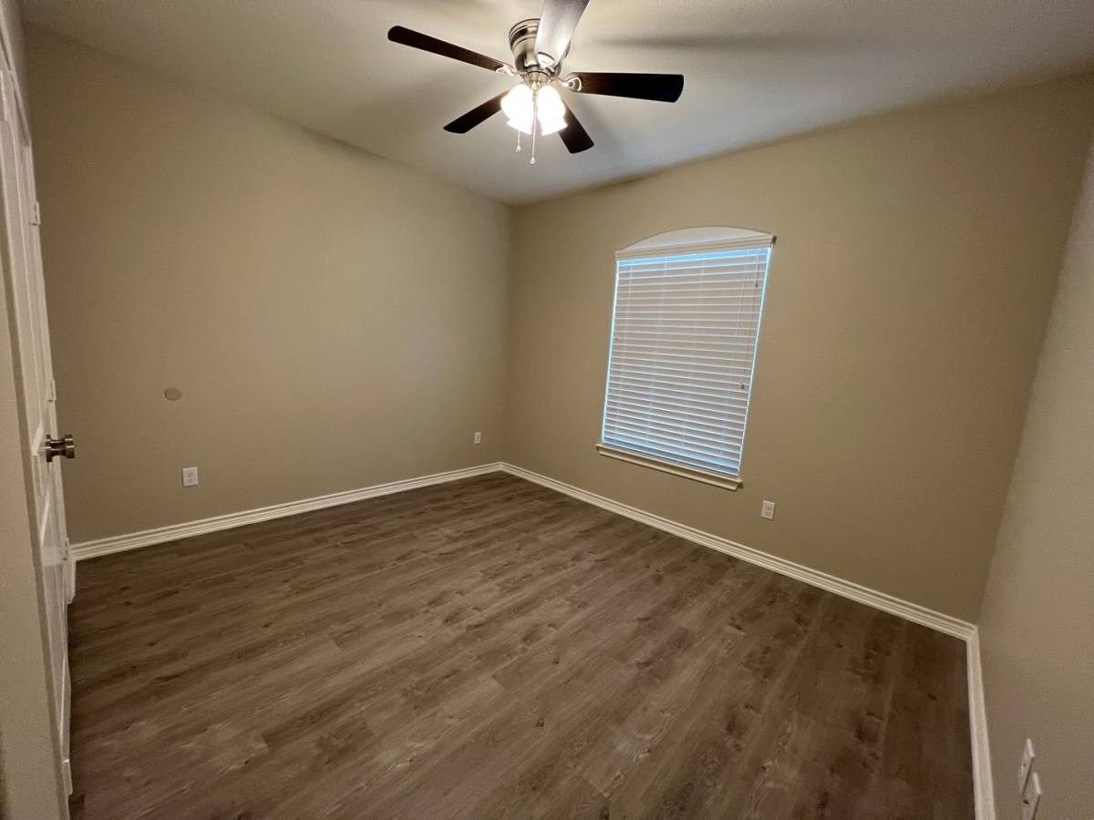 Apartment for rent at 4300 Huntingtower Dr, Tyler, TX 75707