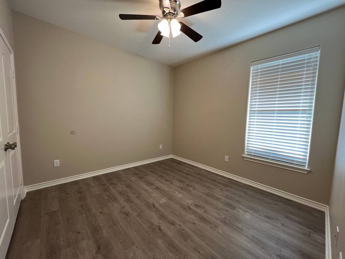 Apartment for rent at 4300 Huntingtower Dr, Tyler, TX 75707