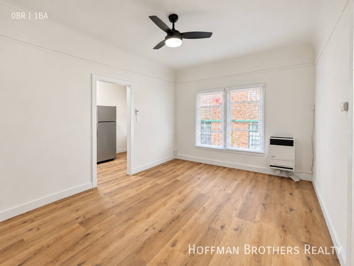 Apartment for rent at 132 S Westmoreland Ave #15, Los Angeles, CA 90004