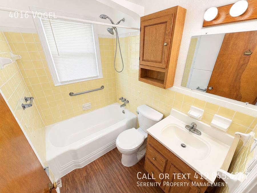 Apartment for rent at 4016 Vogel, Toledo, OH 43613