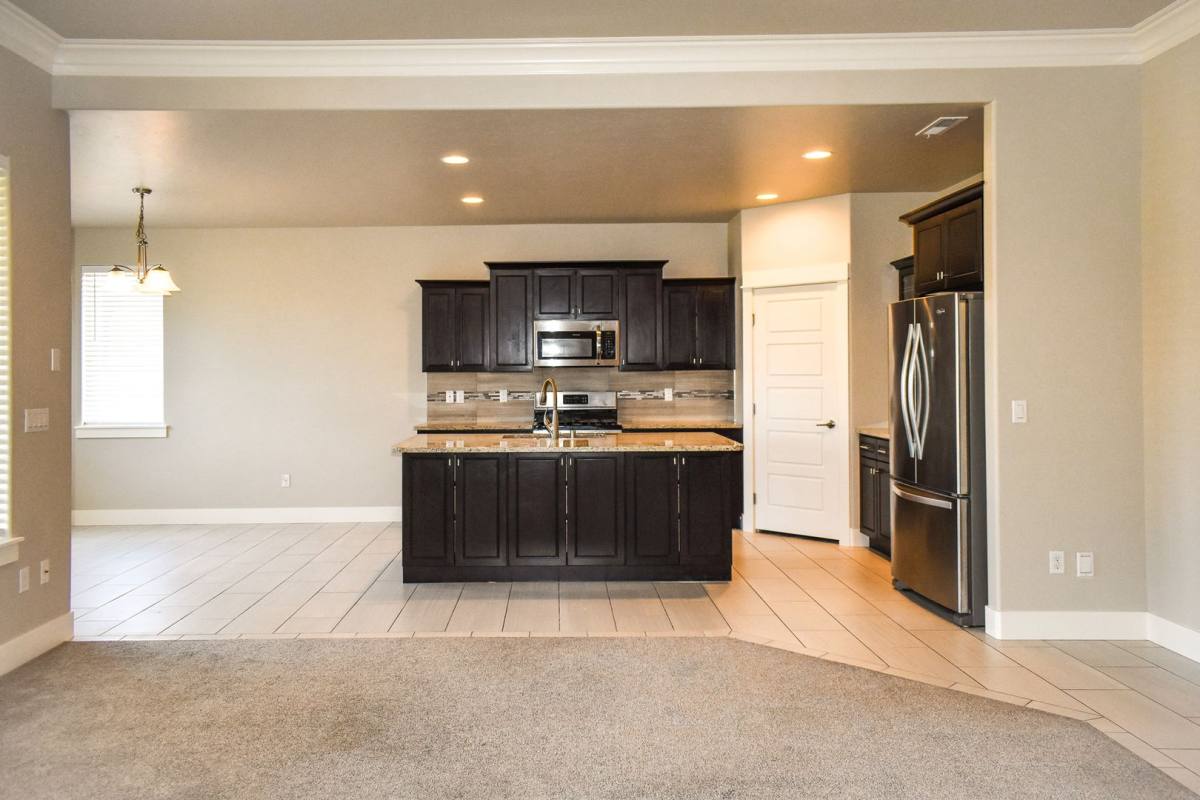 House for rent at 2369 Delle Celle Dr, Richland, WA 99354