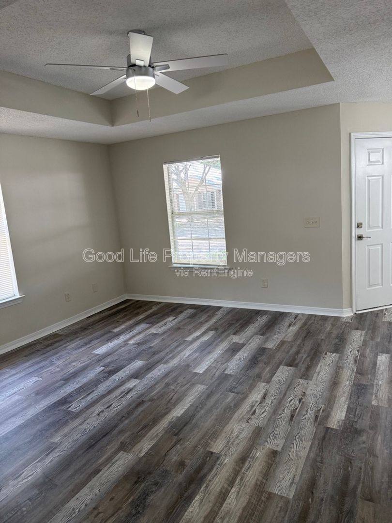 Apartment for rent at 9980 Bowman Ave #C, Pensacola, FL 32534