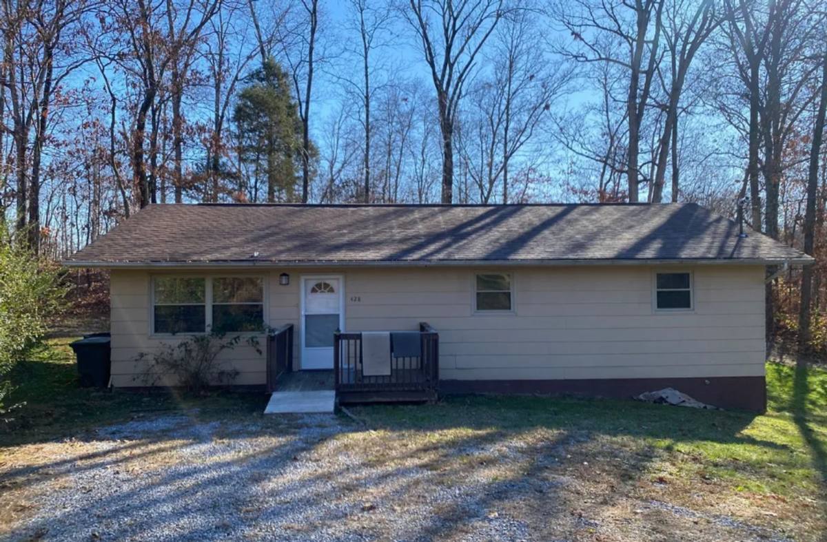 House for rent at 428 Fairgrounds Rd, Greeneville, TN 37745