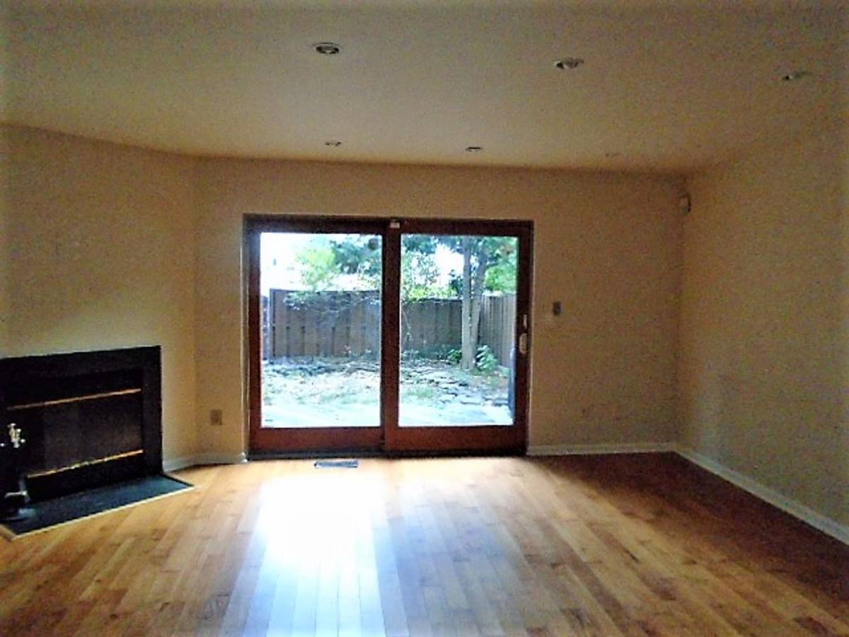Townhouse for rent at 1211 S Linwood Ave, Baltimore, MD 21224